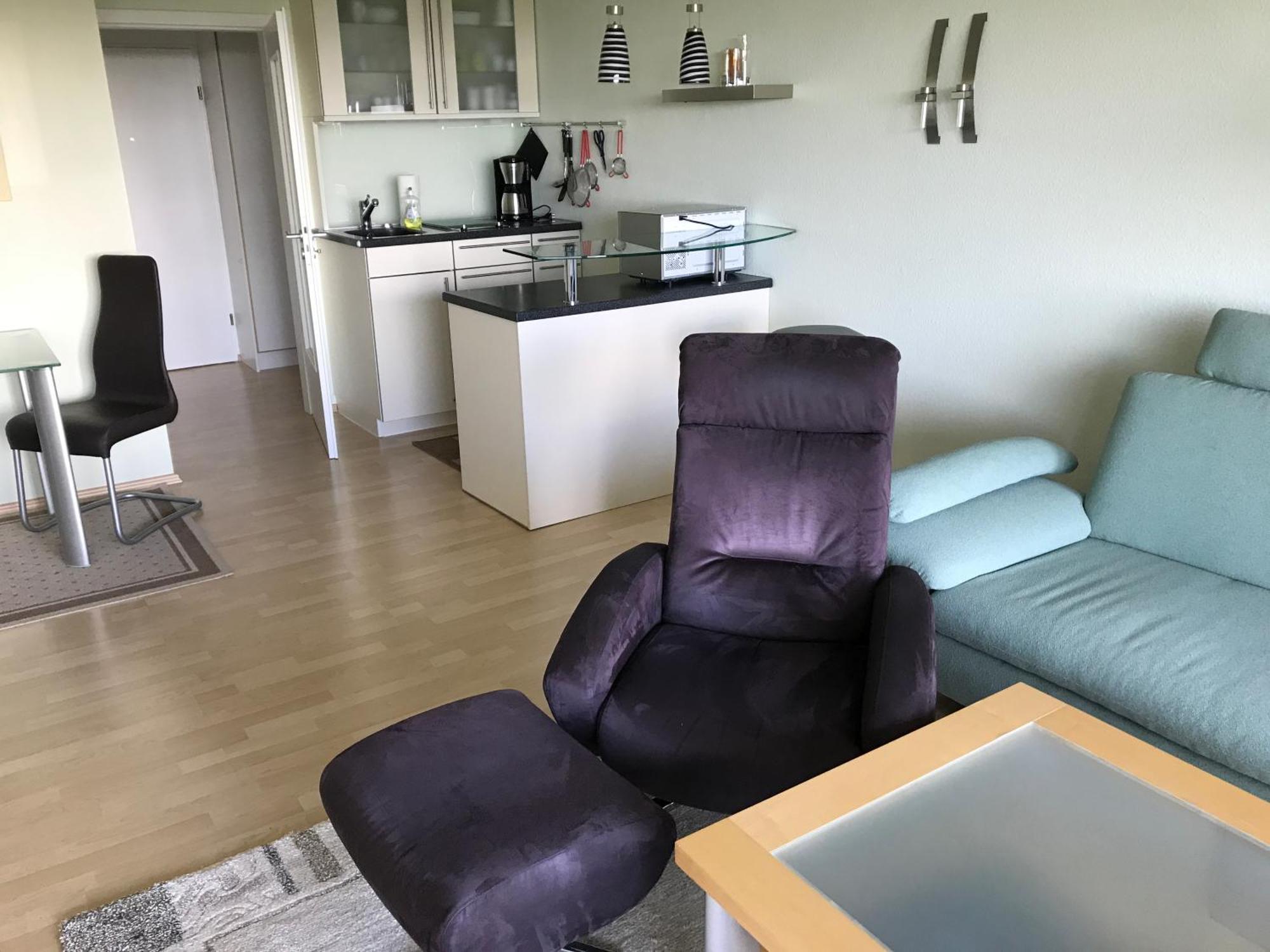 Sunnyside 95 Apartment